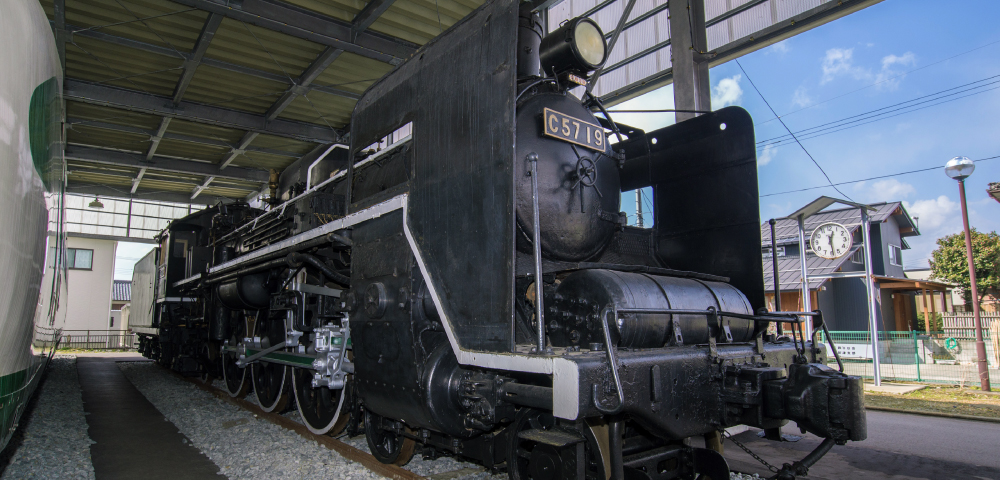 「C57形式蒸気機関車19号機」の写真